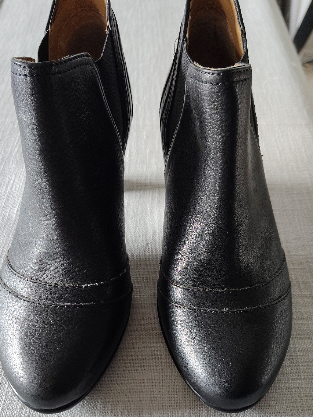 Softspots Black Leather Ankle Booties